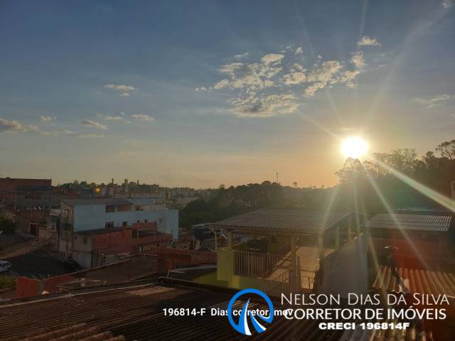 Locação em Vila Perequê - Embu das Artes