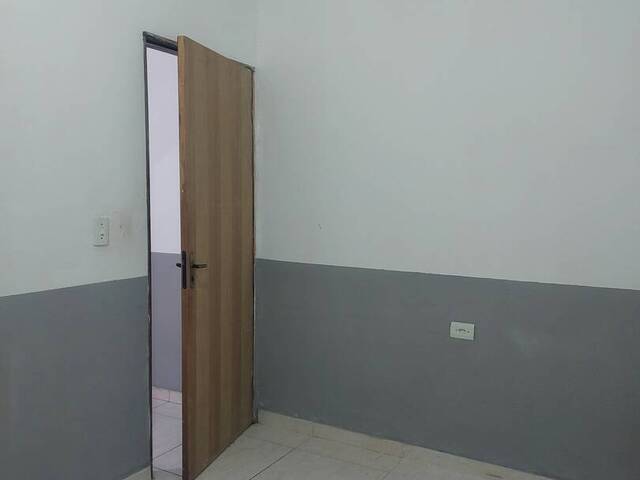 Casa para Locação em Taboão da Serra - 4