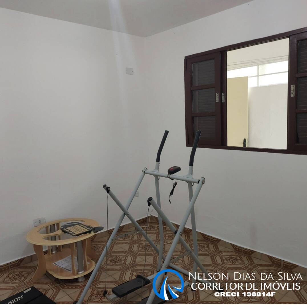Casa para alugar com 1 quarto, 40m² - Foto 10
