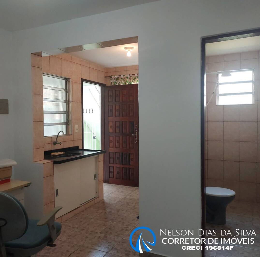Casa para alugar com 1 quarto, 40m² - Foto 1