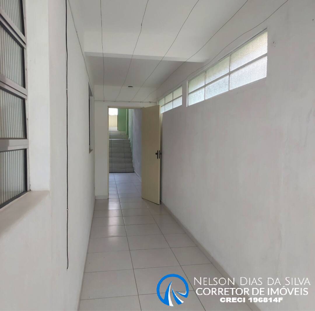 Casa para alugar com 1 quarto, 40m² - Foto 4