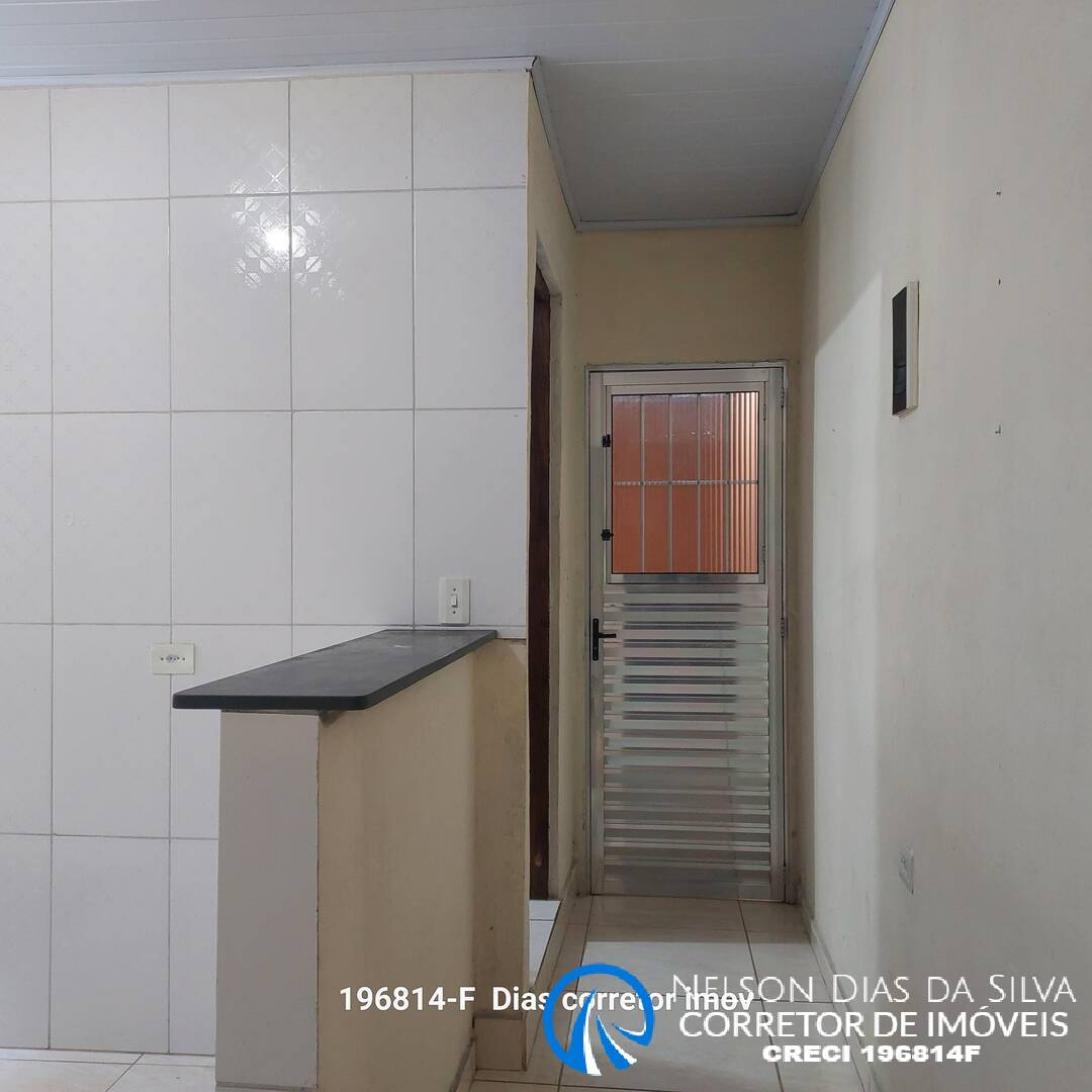 Casa para alugar com 1 quarto, 35m² - Foto 1