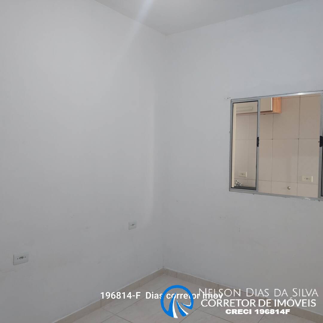 Casa para alugar com 1 quarto, 35m² - Foto 3